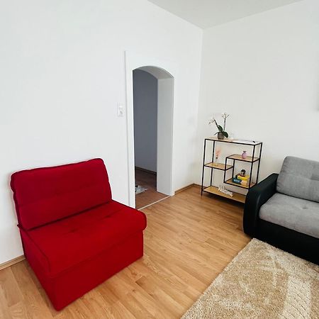 Magnifique Appartment Линц Екстериор снимка