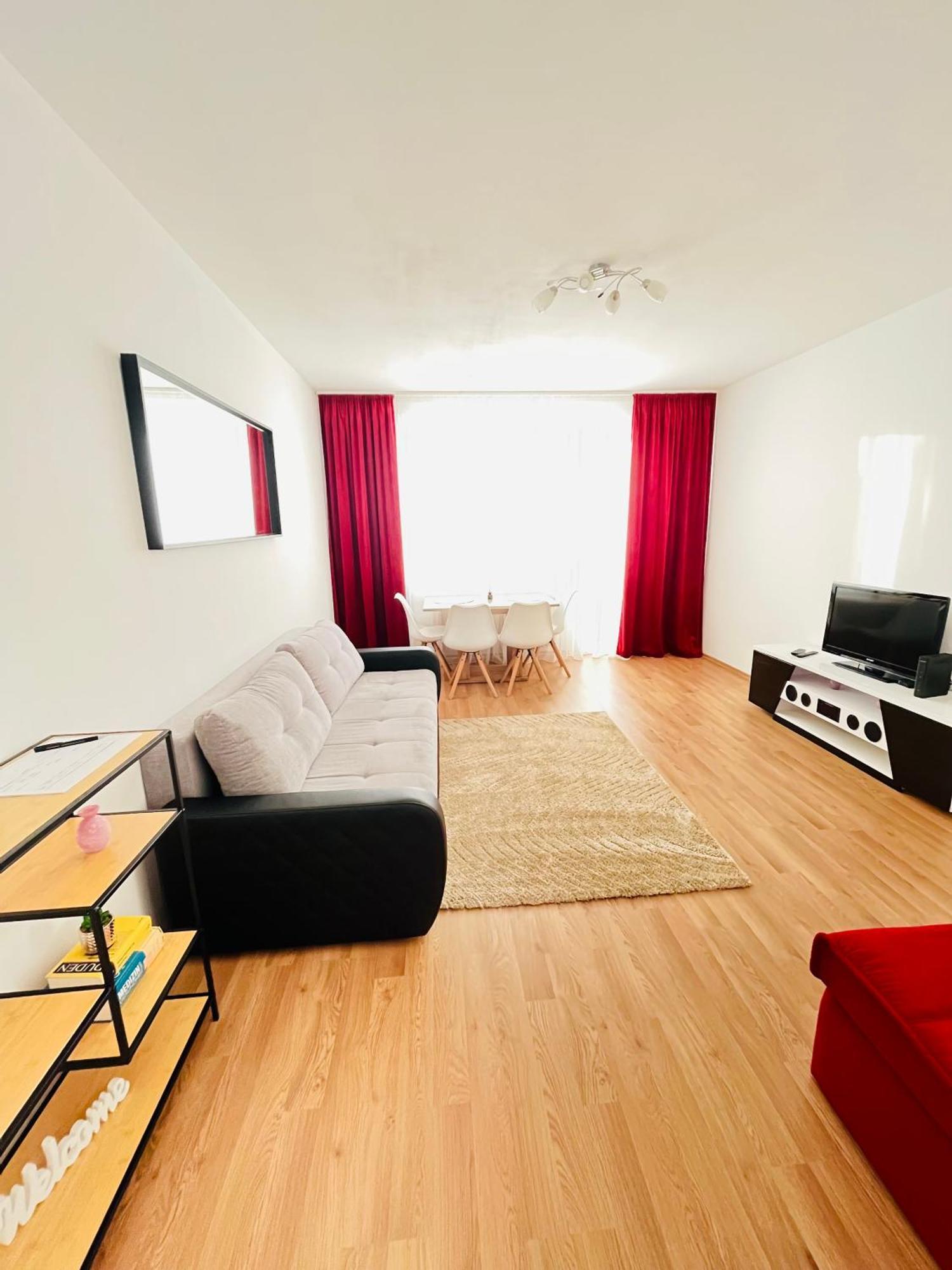 Magnifique Appartment Линц Екстериор снимка