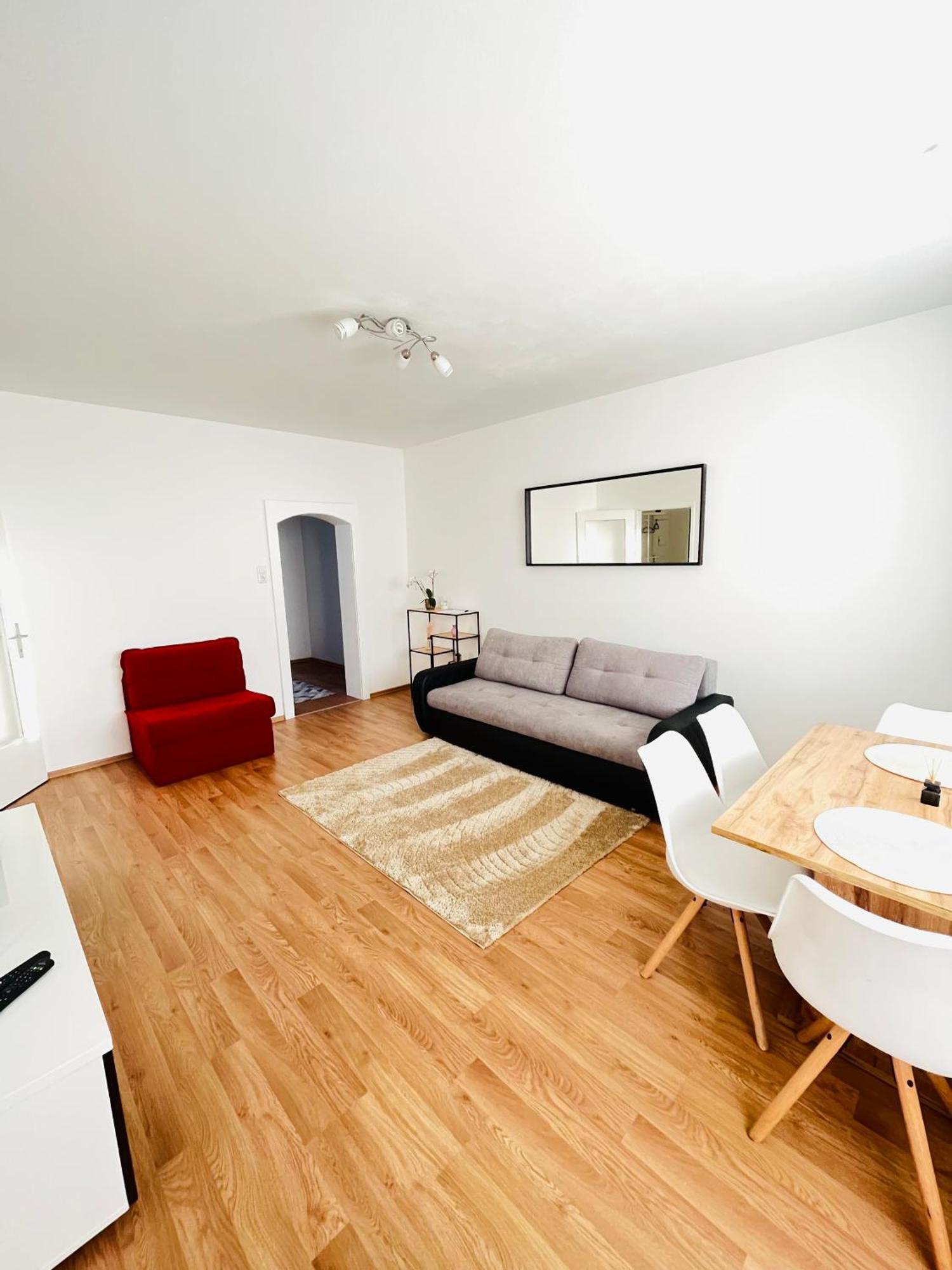 Magnifique Appartment Линц Екстериор снимка