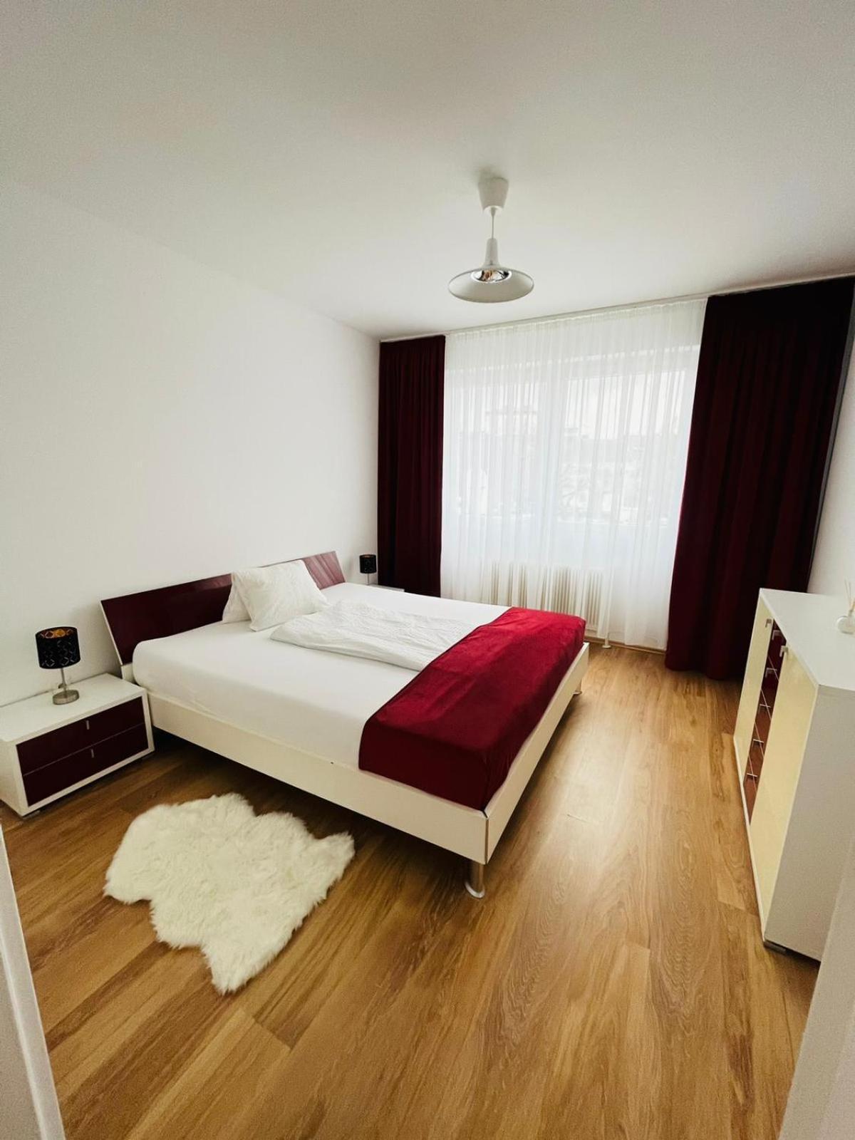 Magnifique Appartment Линц Екстериор снимка